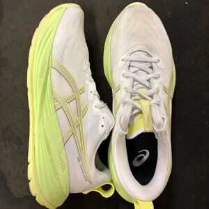 Asics – Gel-Cumulus 27 – Running Shoes – Women’s Size 8